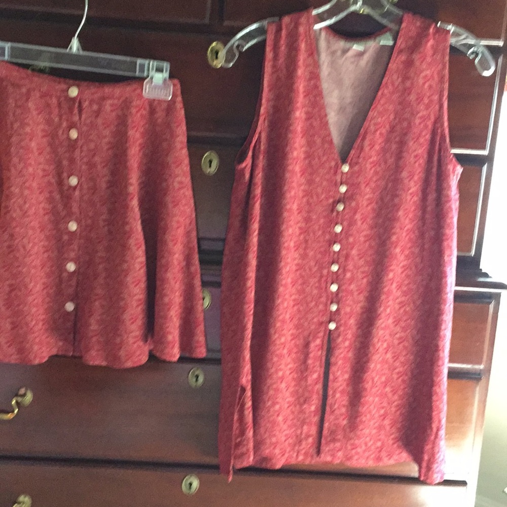 Ann Taylor 2 pc outfit. Perfect for office/night